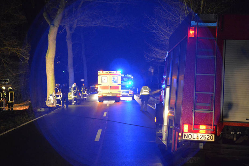 Nach einem Unfall auf der B156 musste die Straße zwischenzeitlich voll gesperrt werden.