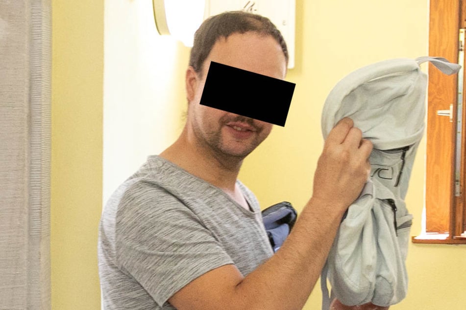 Mechaniker Marcel M. (32) hatte die Wohnung voller Damenwäsche, will aber nichts gestohlen haben.