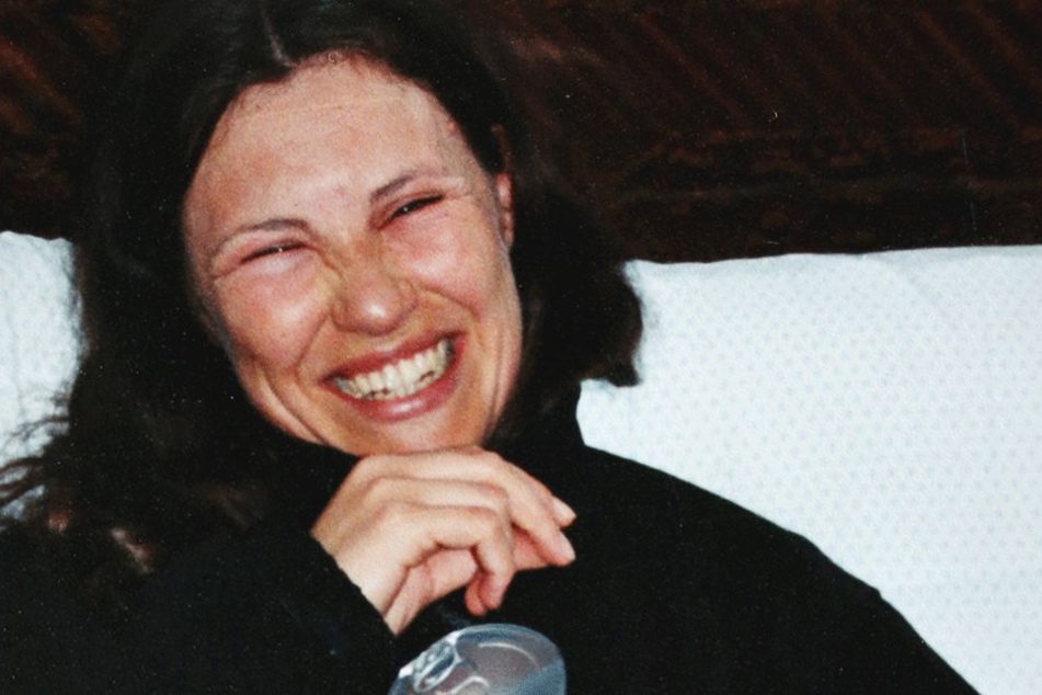 Weil ihr Gesicht schon geschwollen war, „vergrub“ sich Astrid Schurig sogar
im Urlaub in ihrem Zimmer.