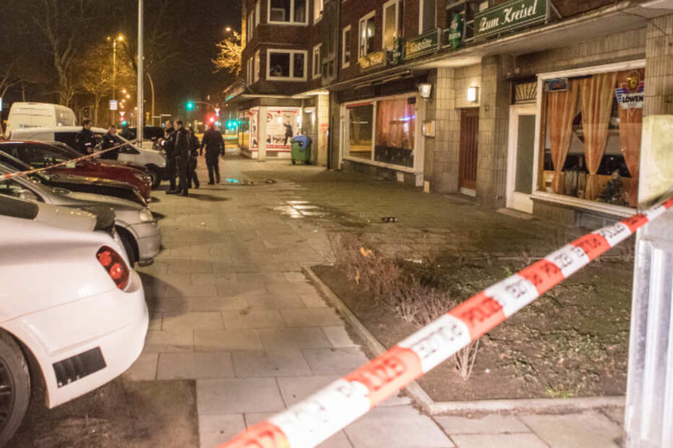 Die Polizei sperrte den Tatort ab.