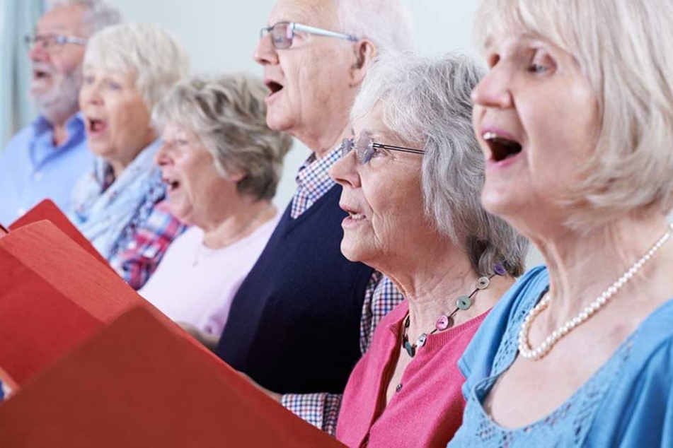 Das gemeinsame Singen sollte die unterschiedlichen Kulturen zusammen bringen (Symbolbild).
