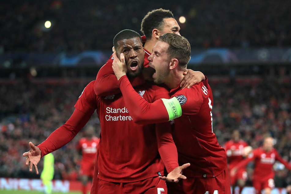 Gemeinschaftlicher Liverpooler Jubel nach dem 2:0 durch Wijnaldum.