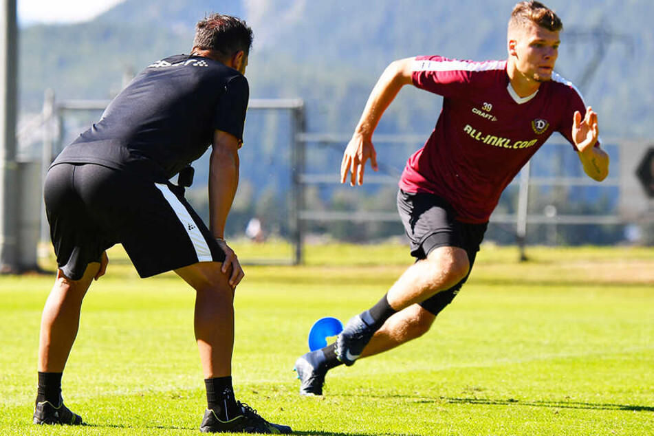 Im Sprinttempo ist Kevin Ehlers an seinen Mitspielern vorbei gerannt. Er hat sich vor den Augen von Trainer Cristian Fiel fest etabliert.