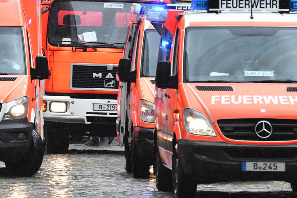Die genauen Umstände des Unglücks sind noch unklar. Priorität hat zunächst die Sicherung der beschädigten Leitung. (Symbolbild)