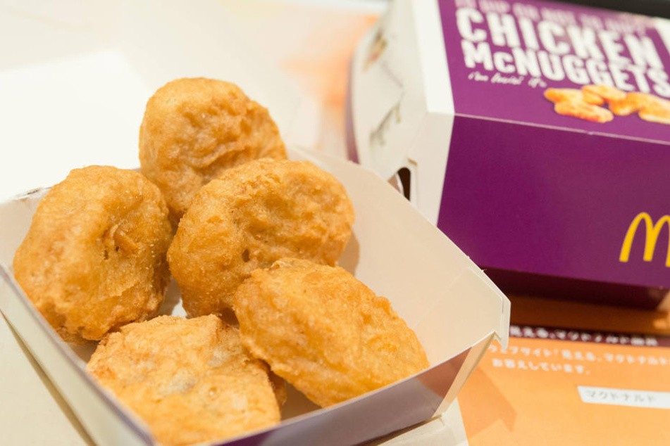 Was steckt wirklich in den beliebten Chicken McNuggets?