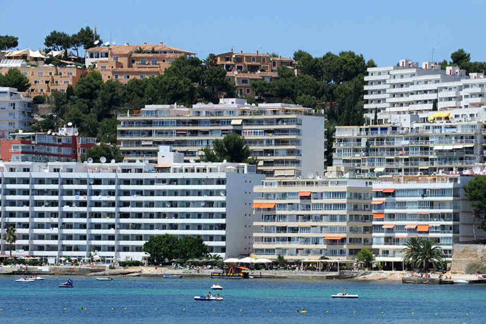 Ziel des Betrugs sei es, die Hotelkosten komplett erstattet zu bekommen.
