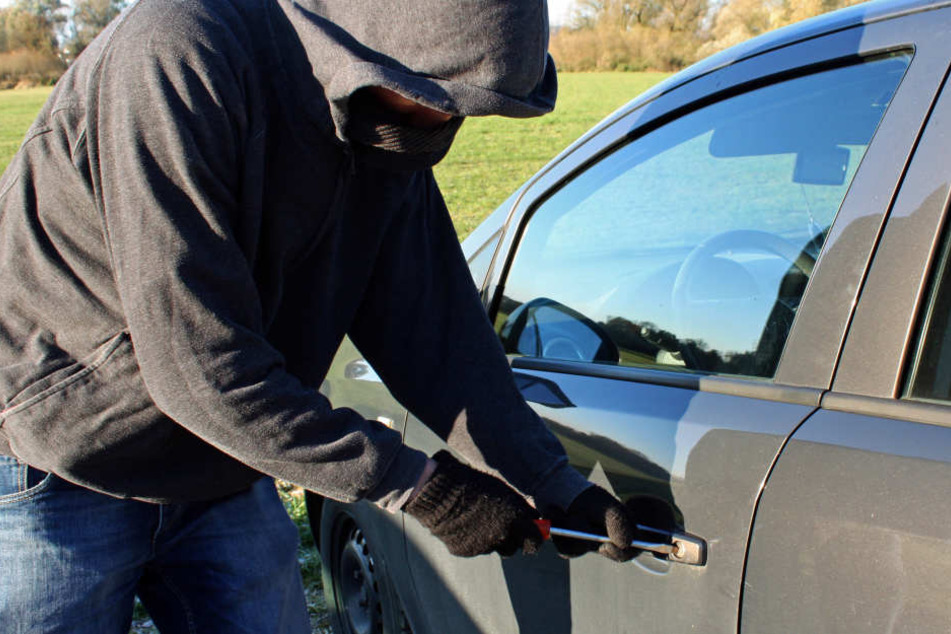 In Deutschland werden jeden Tag 340 Autos geknackt. (Symbolbild)