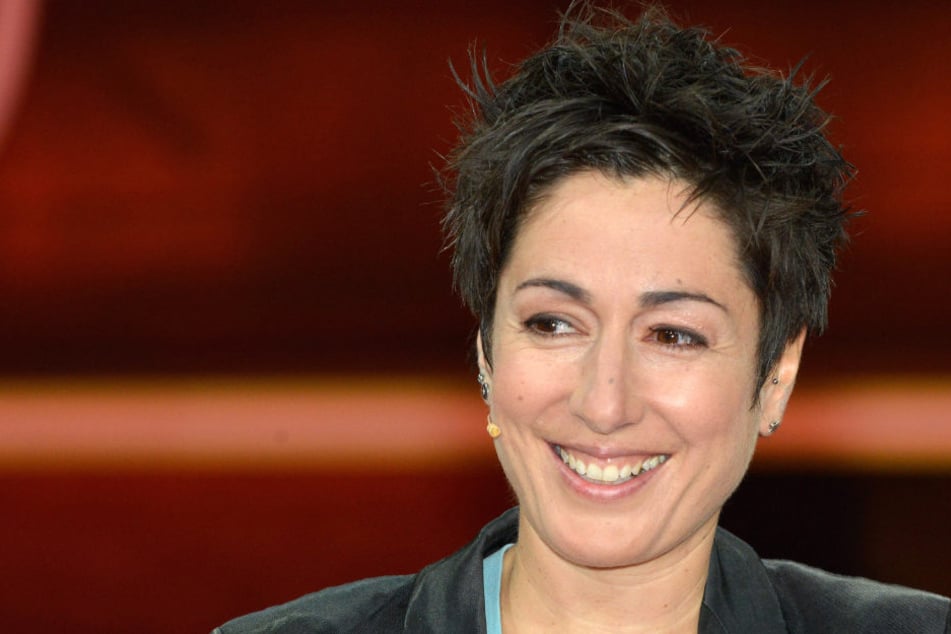 Das ZDF zeigt sich einfallsreich: Dunja Hayalis (42) Talkmagazin heißt künftig schlicht "Dunja Hayali"...