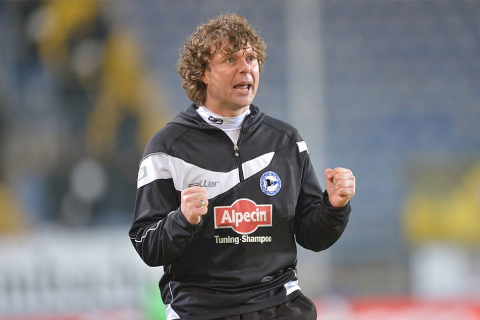 Zur Saison 2011/12 kam Stefan Krämer zunächst als Co-Trainer zur Arminia - er blieb bis zum 23. Februar 2014. Sein Nachfolger war Norbert Meier.