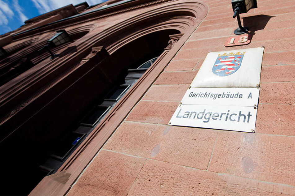 Das Landgericht Darmstadt befand ihn für schuldig.