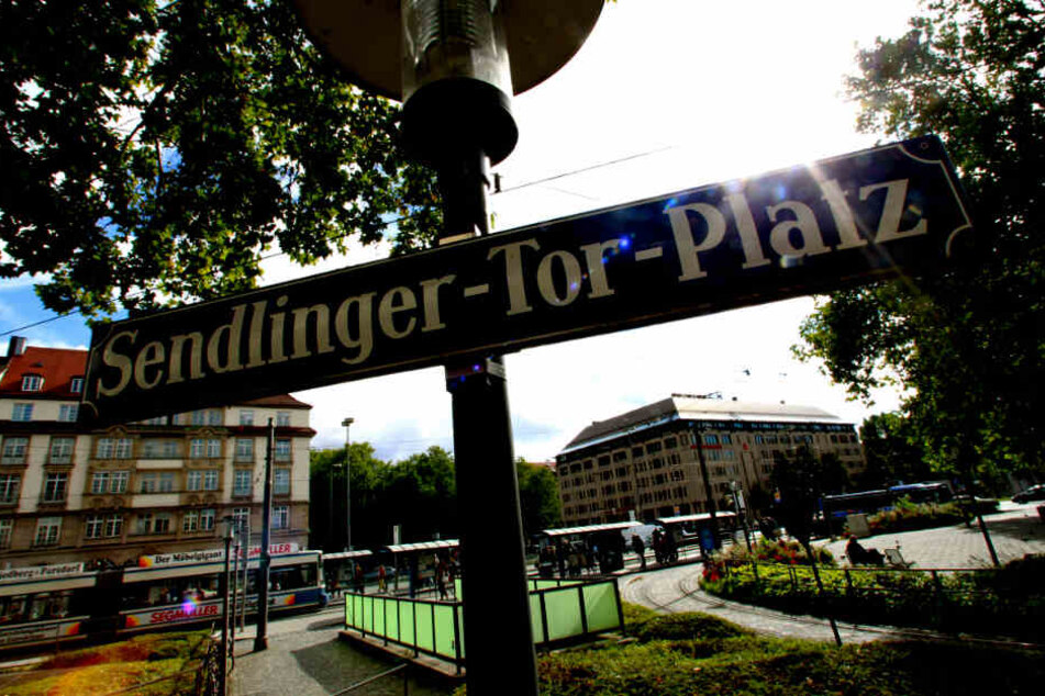 Der 20-Jährige war zu Fuß Richtung Sendlinger Tor unterwegs. (Symbolbild)
