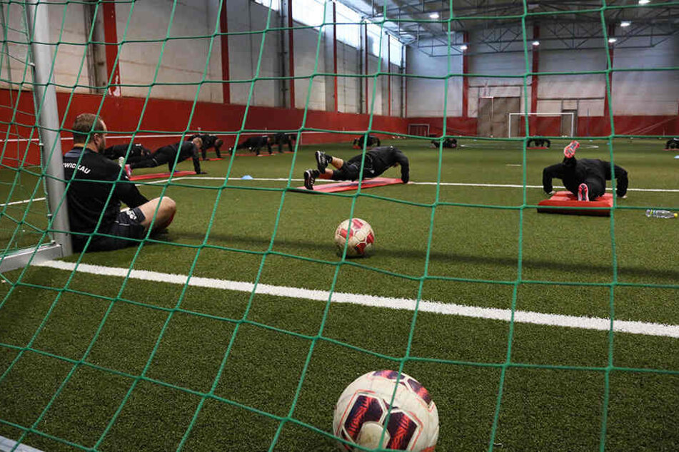 Auch eine Möglichkeit: In den vergangenen Jahren verlegte der FSV das Training immer wieder mal in die Halle.