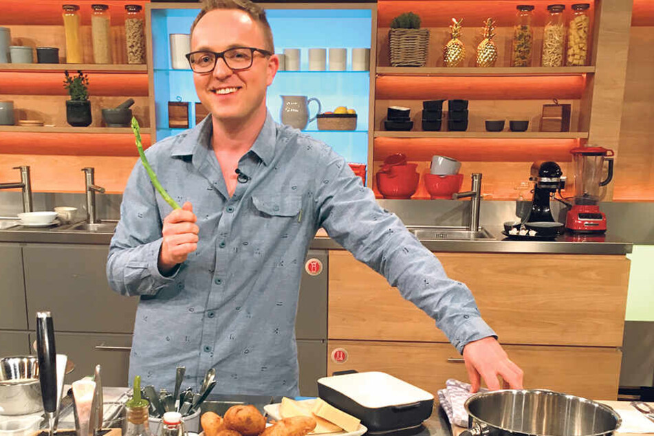 Robert Semmann (33) im Studio der ZDF-Küchenschlacht. Er hat es gewagt, Insekten zu servieren. Ob's den Gourmets geschmeckt hat?