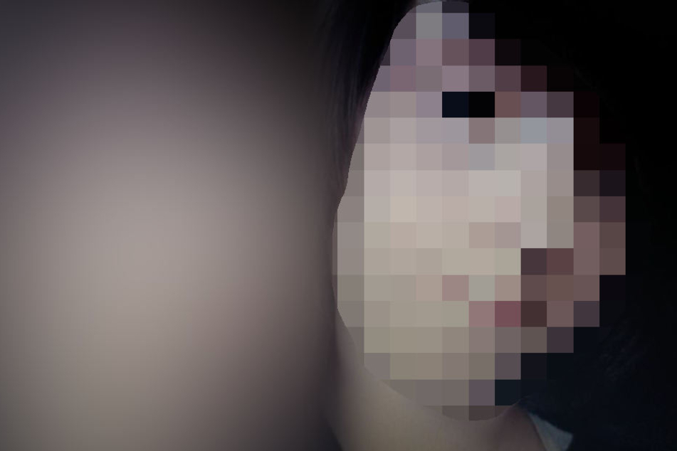 Die 14-Jährige benötigt dringend ärztliche Hilfe.