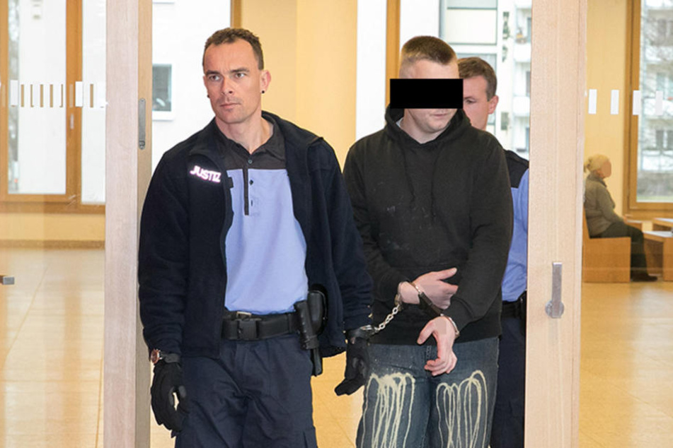 Tom V. (23) muss jetzt für mehr als drei Jahre hinter Gitter. Und vor allem zur Drogentherapie.