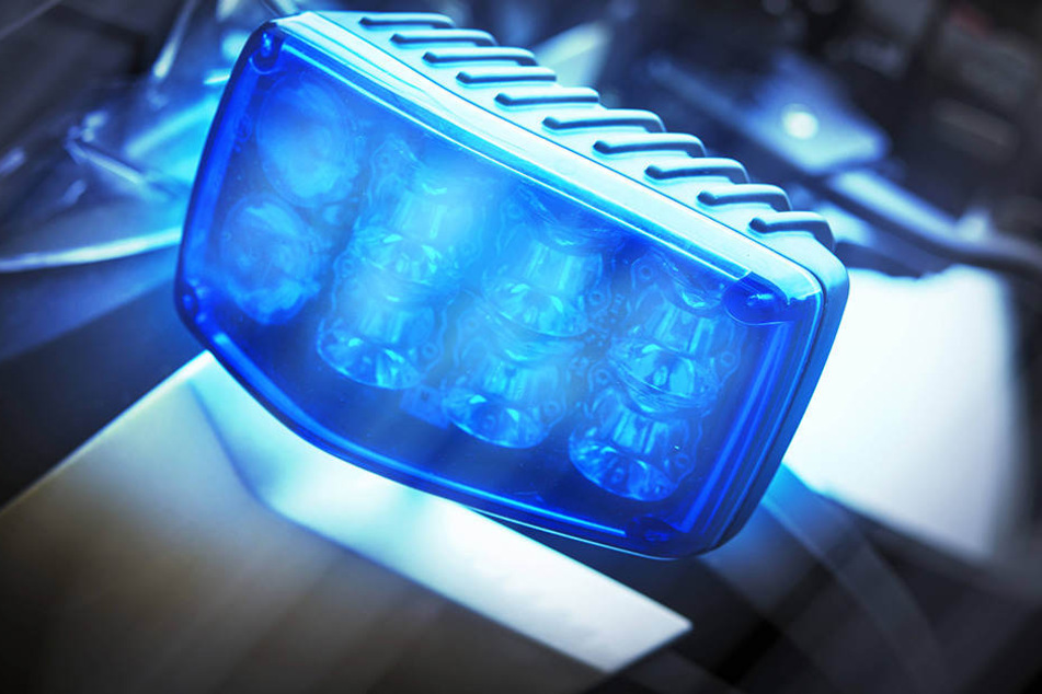 Die Polizei Gütersloh konnte drei Verdächtige zwischen 17 und 24 Jahren festnehmen. (Symbolbild)