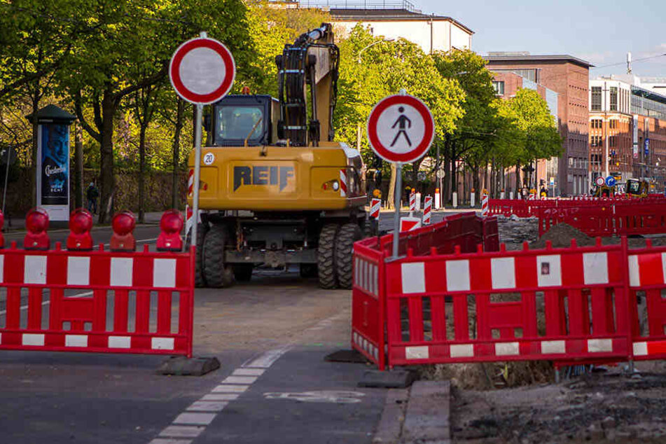 Auch ein Abschnitt der Prager Straße wird für mehrere Wochen wieder zur Baustelle. (Archivbild)