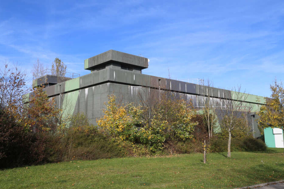 Der ehemalige Atomschutzbunker soll der neue Ort für eine weitläufige Zuchtanlage für Cannabis werden.