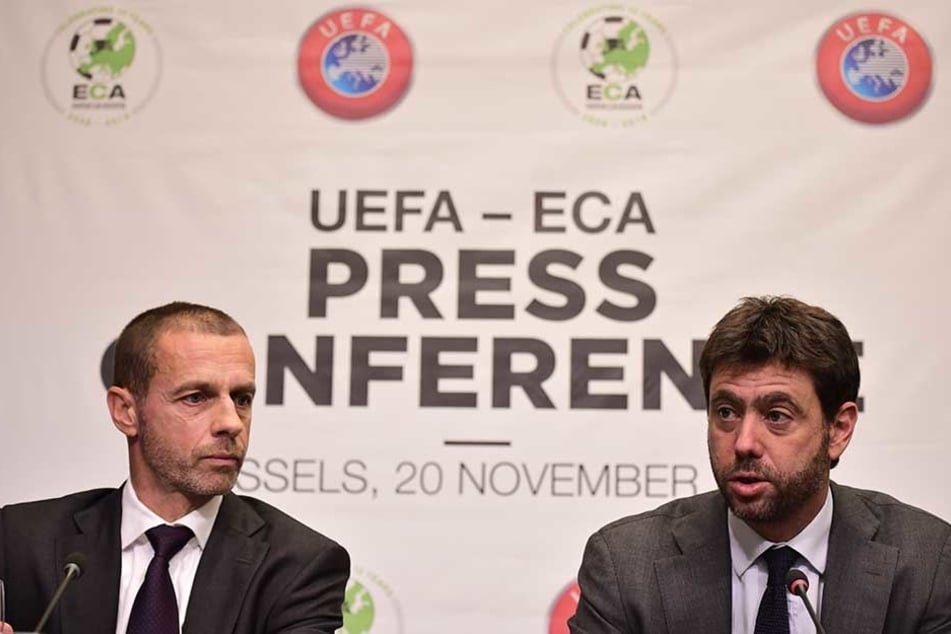 Aleksander Ceferin (li), UEFA-Präsident, und Andrea Agnelli, Vorsitzender der European Club Association (ECA), auf einer Pressekonferenz der UEFA.