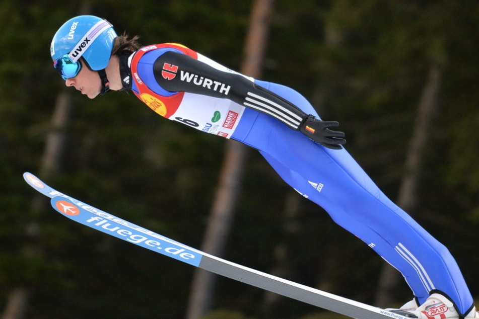 Eine Teildisziplin der Nordischen Kombination ist Skispringen