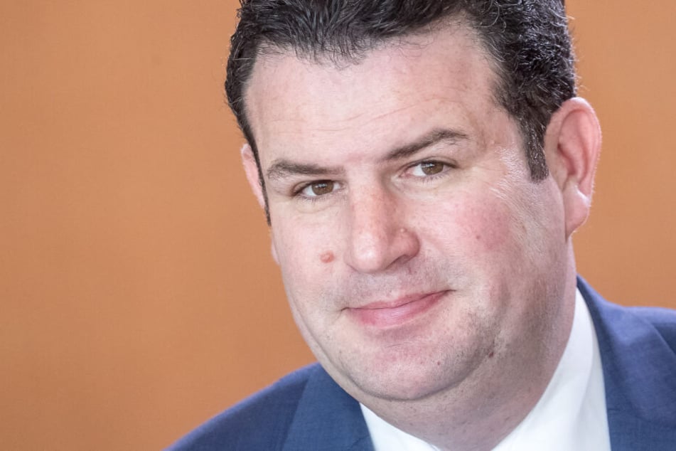 Zur Verhandlung in Karlsruhe wird Bundesarbeitsminister Hubertus Heil(SPD) erwartet.