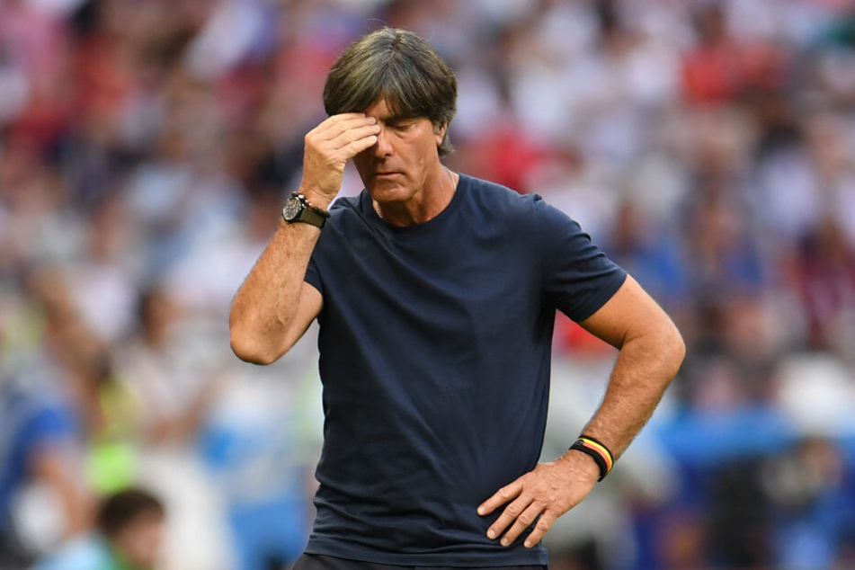 Ein Bild, welches das Turnier in Russland wiederspiegelt. Bundestrainer Joachim Löw wollte schon gar nicht mehr hinsehen.
