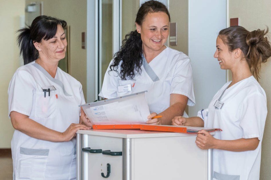 Wenn Du Dich in der Pflege von neurologisch erkrankten Patienten auskennst, ist das Dein Pluspunkt.
