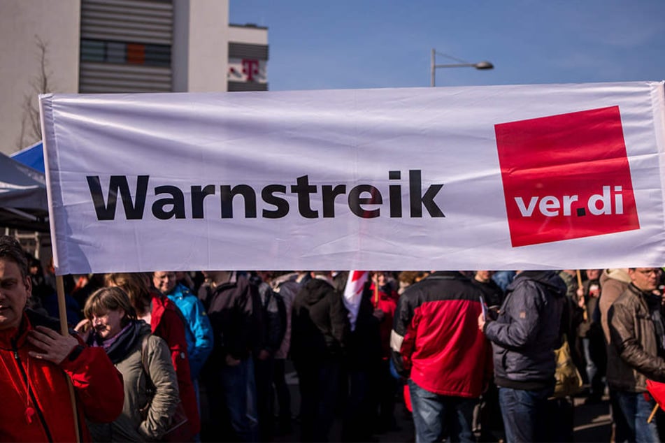 Die Gewerkschaft ver.di ist unzufrieden mit dem Tarifangebot der Uniklinik Leipzig und ruft die Mitarbeiter deswegen erneut zum Warnstreik auf (Symbolbild).