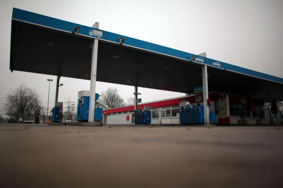An einer Tankstelle wurden die Jungen erwischt. (Symbolbild)