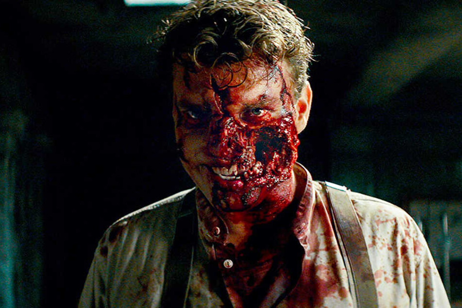 Obernazi Wafner (Pilou Asbaek) verwandelt sich in eine echte Horrorgestalt.