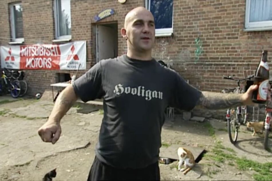 Norman ist schwer alkoholabhängig, leidet seit geraumer Zeit an einer Leberkrankheit.