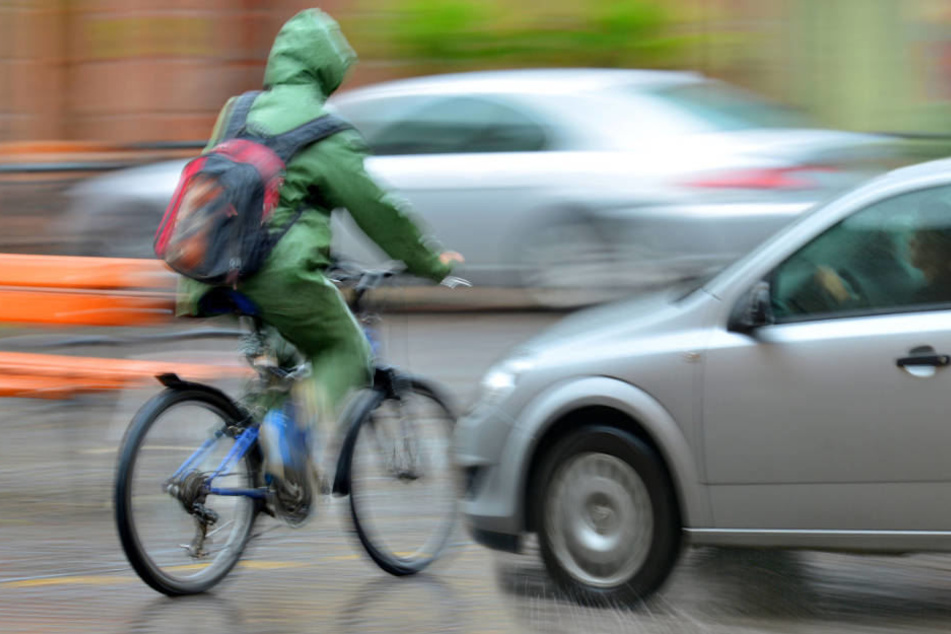 Die Autofahrerin muss sich nun wegen fahrlässiger Körperverletzung und Unfallflucht verantworten.