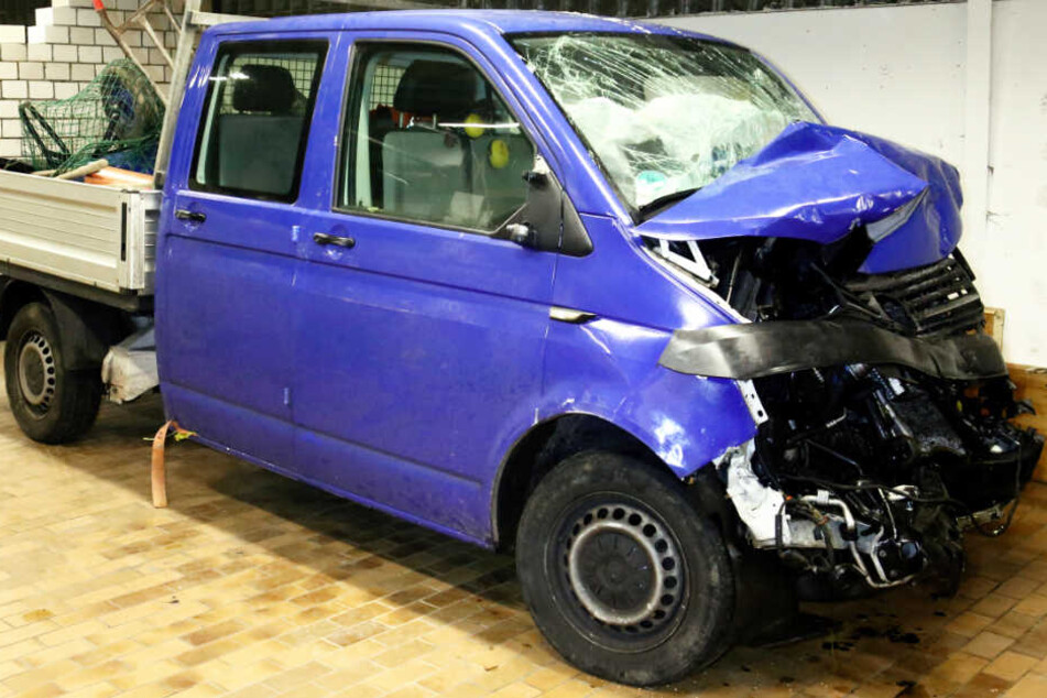 Der tödlich verletzte Mann fuhr diesen Pritschenwagen.