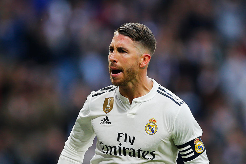 Am Mittwoch streckte Real Madrids Kapitän Sergio Ramos in der Champions League seinen Gegenspieler Milan Havel mit einem Ellenbogenschlag nieder.