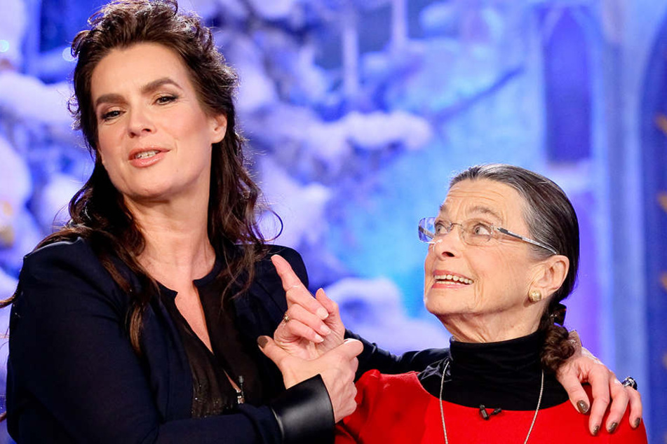 Wiedersehen in Chemnitz: Katarina Witt mit ihrer gestrengen Jutta Müller.