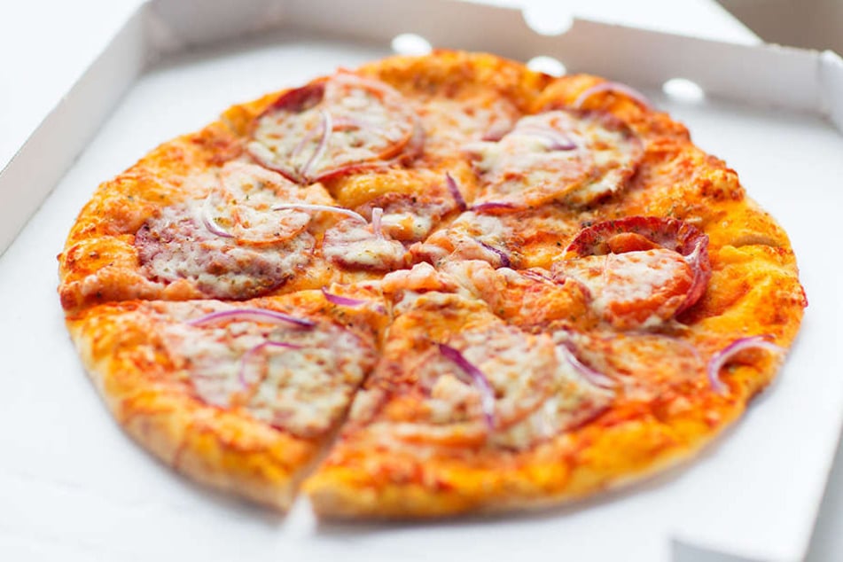 Dank der Polizei konnten die Kunden ihre Pizza noch warm erhalten.
