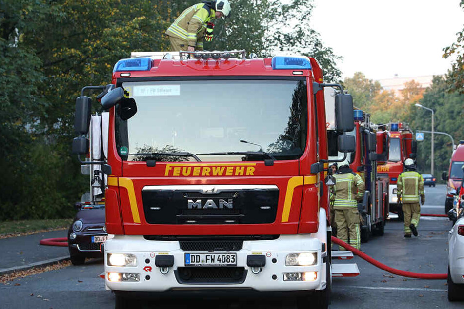 Die Feuerwehr war mit mehreren Löschzügen vor Ort.