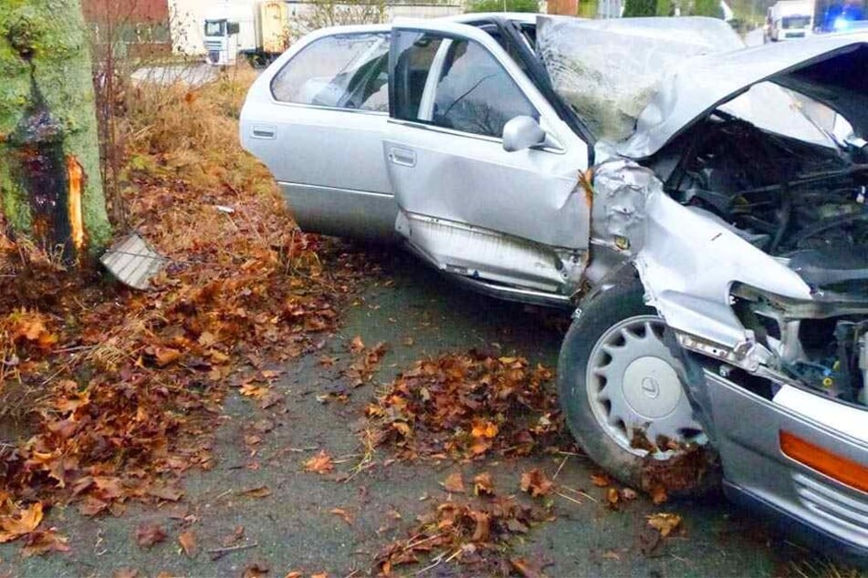 Das Auto der 53-Jährigen musste abgeschleppt werden.