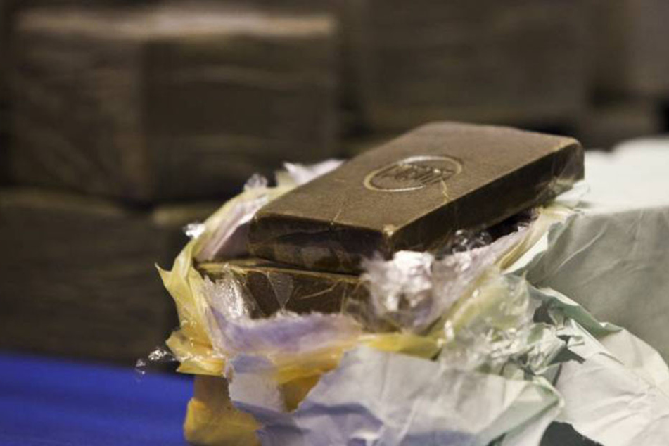 Der Drogenfahnder schmuggelte rund 800 Kilo Haschisch nach Finnland. (Symbolbild).