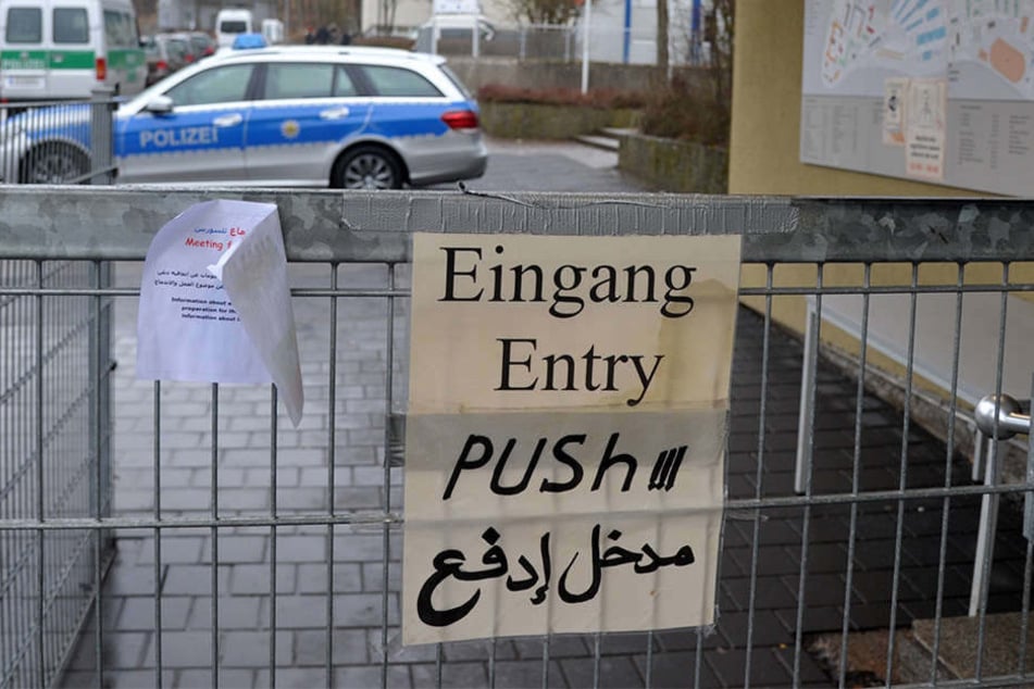 Ein 27-jähriger Bewohner einer Asylunterkunft rastete völlig aus, als man ihm seinen Fuß neu verbinden wollte (Symbolbild).