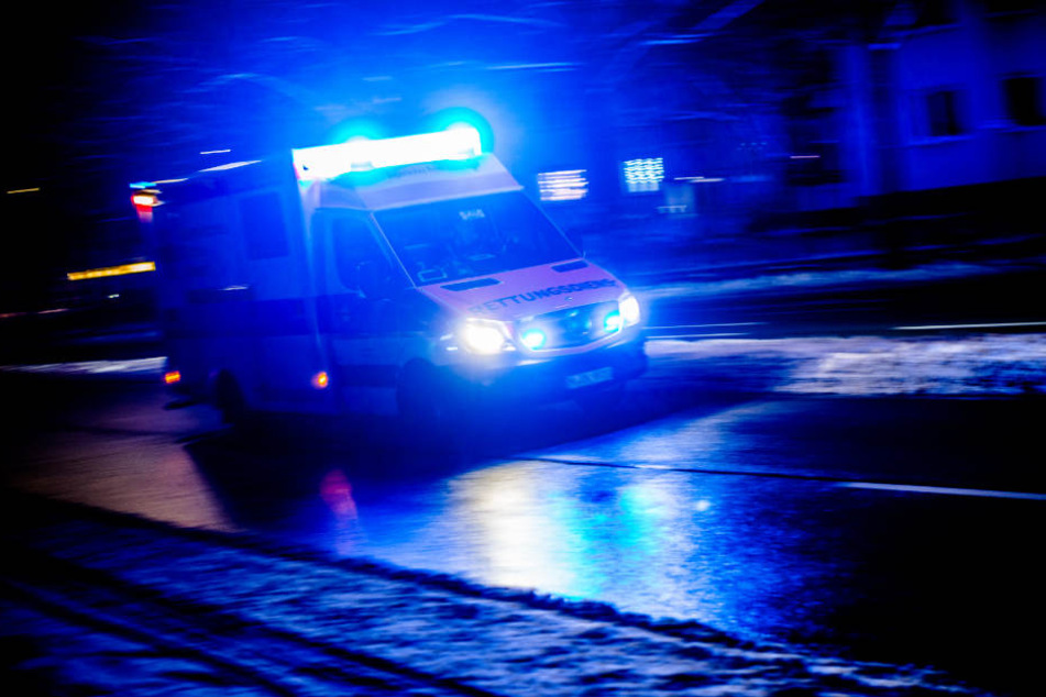 Mindestens drei Personen wurde schwer verletzt. (Symbolbild)