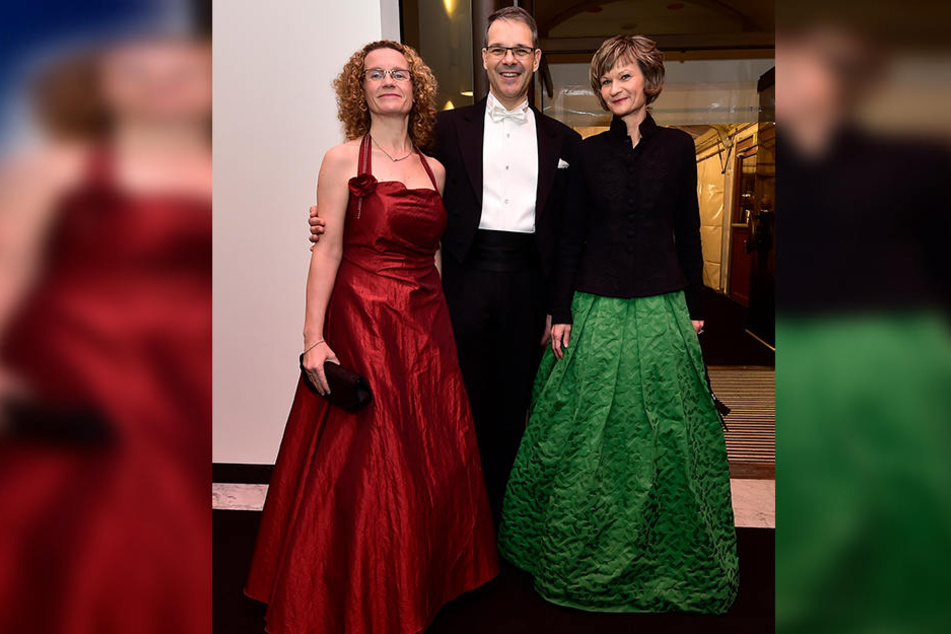OB Barbara Ludwig (55, SPD) zeigte sich 2016 an der Seite von Theaterintendant Christoph Dittrich und Gattin Andrea (v.r.)