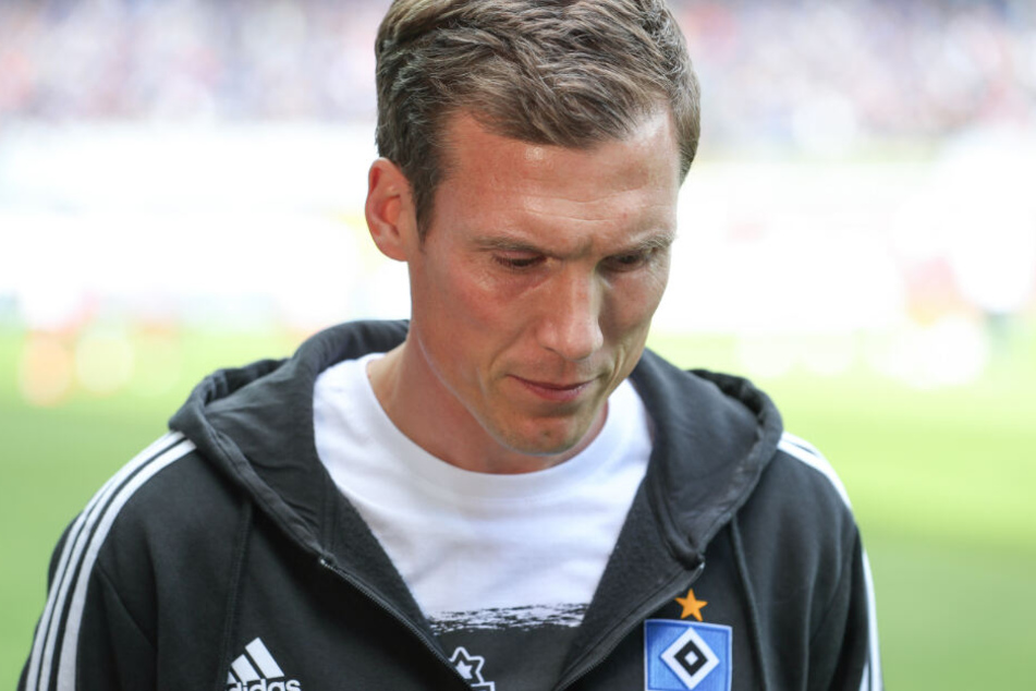 Die Enttäuschung nach der Niederlage und dem verpassten Aufstieg war auch Trainer Hannes Wolf anzusehen.