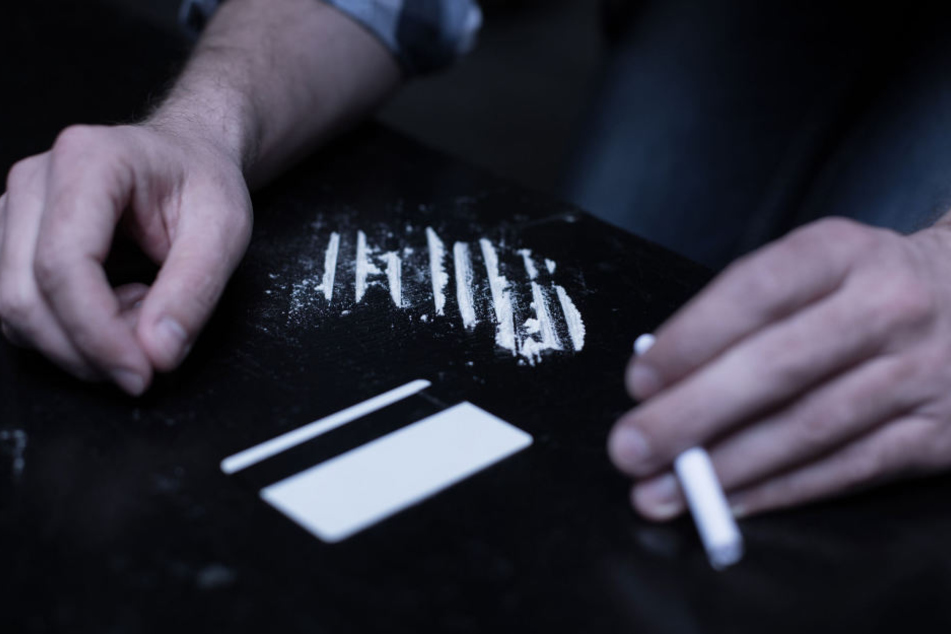 Den vorangegangenen Kokain-Konsum wies ein Drogentest auf dem Polizei-Revier nach (Symbolbild).