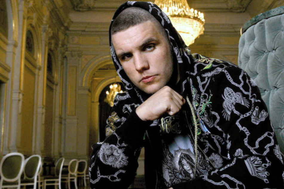 Seine Beleidigung einer Nachbarin kommt Rapper Fler (36) teuer zu stehen.