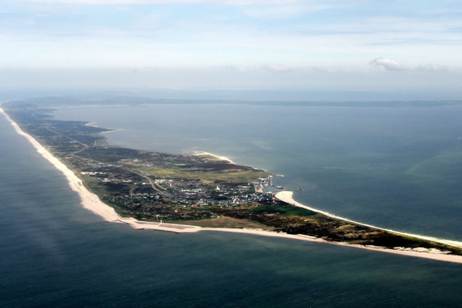 Die Nordseeinsel Sylt ist schwer zu erreichen (Archivbild).