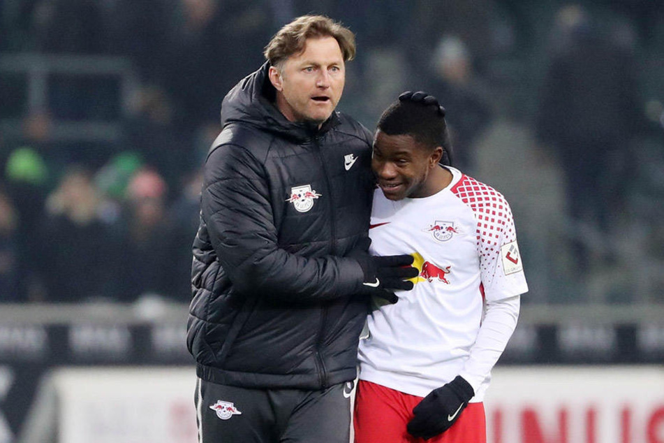 Ein gutes Team: In zehn Spielen schickte Trainer Ralph Hasenhüttl (l.) Ademola Lookman aufs Feld - starke sechs Torbeteiligungen sind die Folge.