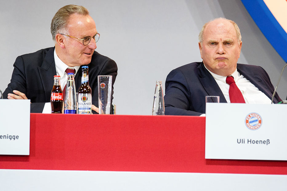 Nuri Sahin kann die Bayern-Bosse Karl-Heinz Rummenigge (l.) und Uli Hoeneß (r.) mit ihrer Pressekonferenz-Schelte verstehen.