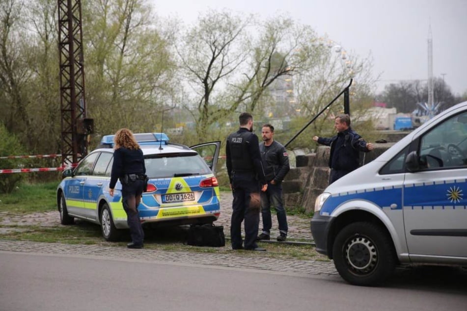 Polizisten sperrten den Bereich zwischen Hafen und Marienbrücke ab.