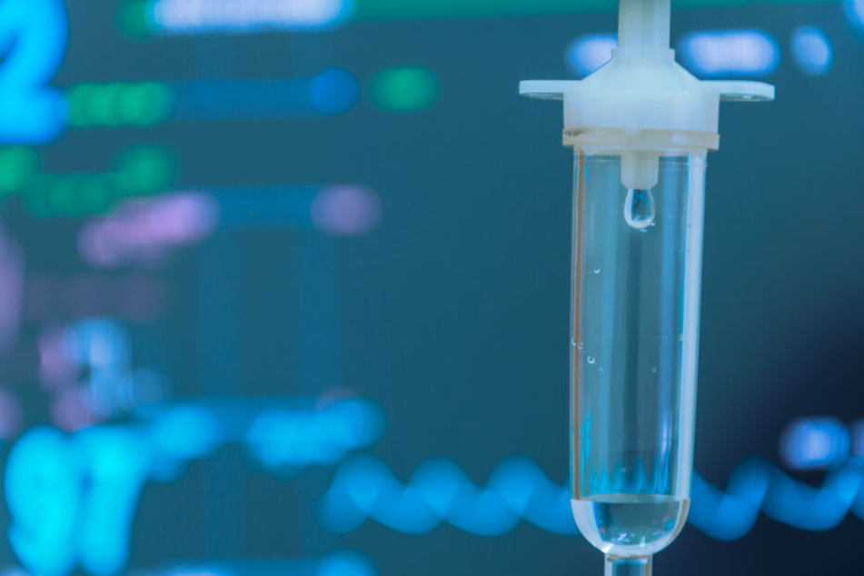 Nach einer überstandenen Chemotherapie wollte Marcus Miller sein Selbstwertgefühl wieder verbessern. Doch das ging gründlich schief. (Symbolbild)